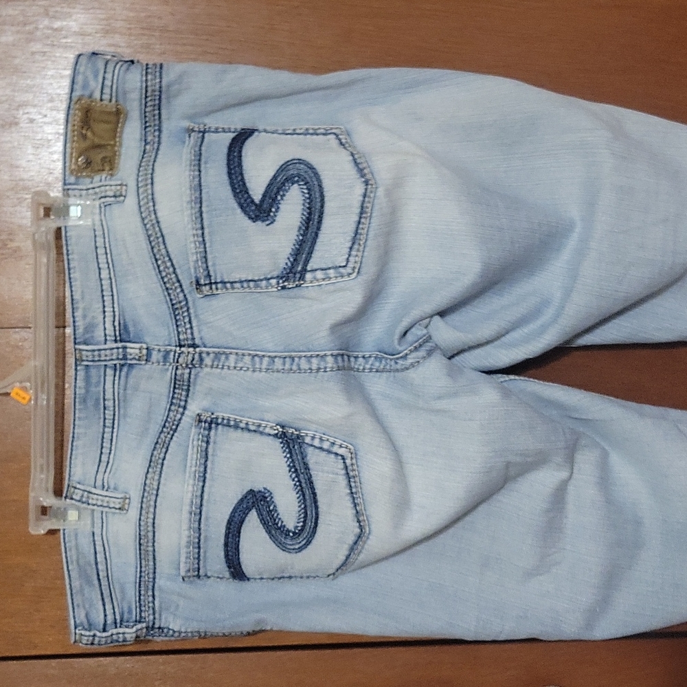 Silver Capris
